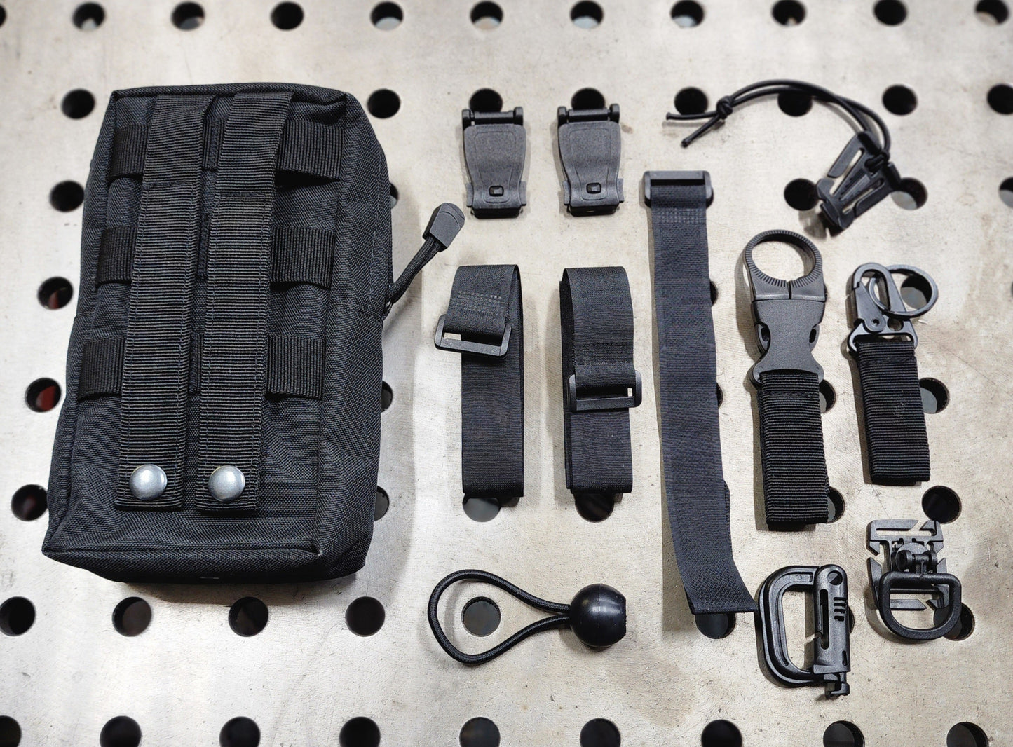 B2BFAB Molle Panel For Center Armrest, Atlas | Atlas Cross Sport 2018 to 2023