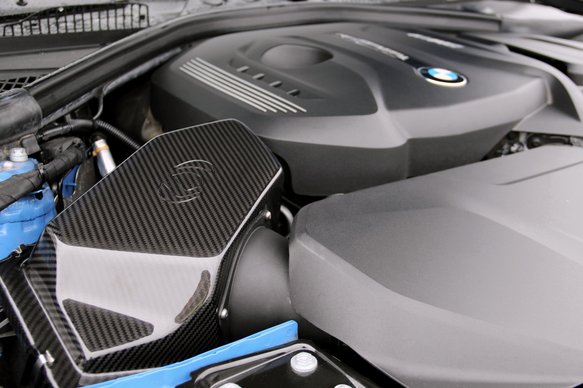 Dinan Closed Cold Air Intake - 2016-2021 BMW 230i/330i/430i Closed - Carbon Fiber - F22/F23/F30/F31/F32/F33/F34/F36