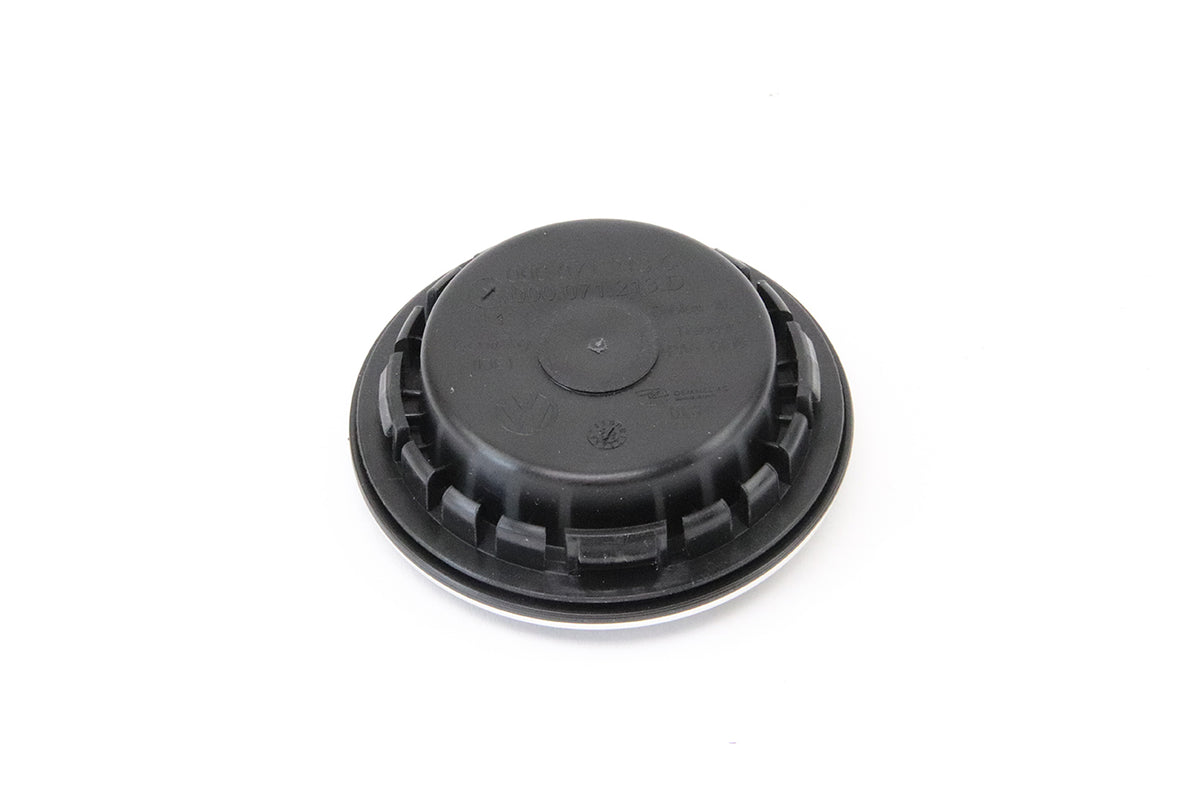 Genuine VW/Audi 000-071-213-C rear mounting detail; repeated source photo 7