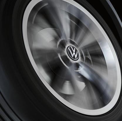 Genuine VW/Audi dynamic center cap 000-071-213-D, duplicate promotional wheel photo, gallery image 2