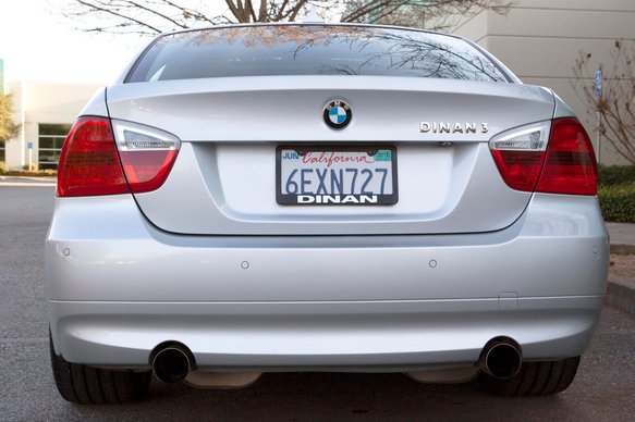 Dinan Free Flow Axle-Back Exhaust - 2007-2011 BMW 335i/335xi Stainless Steel - Black Tips - E90