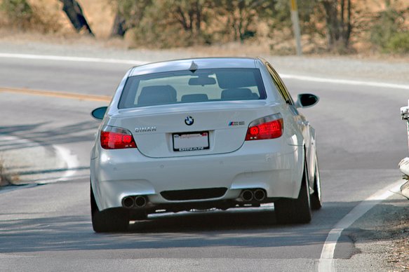 Dinan Free Flow Axle-Back Exhaust - 2006-2010 BMW M5 Stainless Steel - Polished Tips - E60