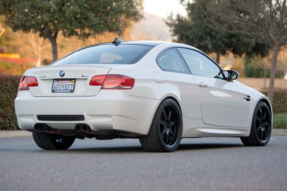 Dinan Free Flow Axle-Back Exhaust - 2008-2013 BMW M3 Stainless Steel - Black Tips - E92/E93 - Coupe and Convertible
