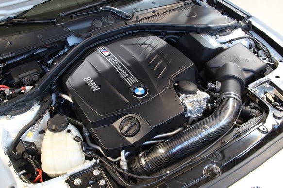 Dinan Cold Air Intake - 2012-2018 BMW 335i/435i/M2/M235i Carbon Fiber - F22/F23/F30/F32/F33/F36/F87