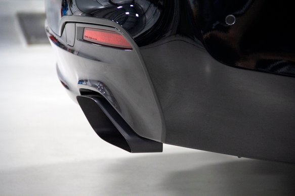 Dinan Free Flow Axle-Back Exhaust - 2017-2023 BMW 540i Stainless Steel - Black Tips - G30