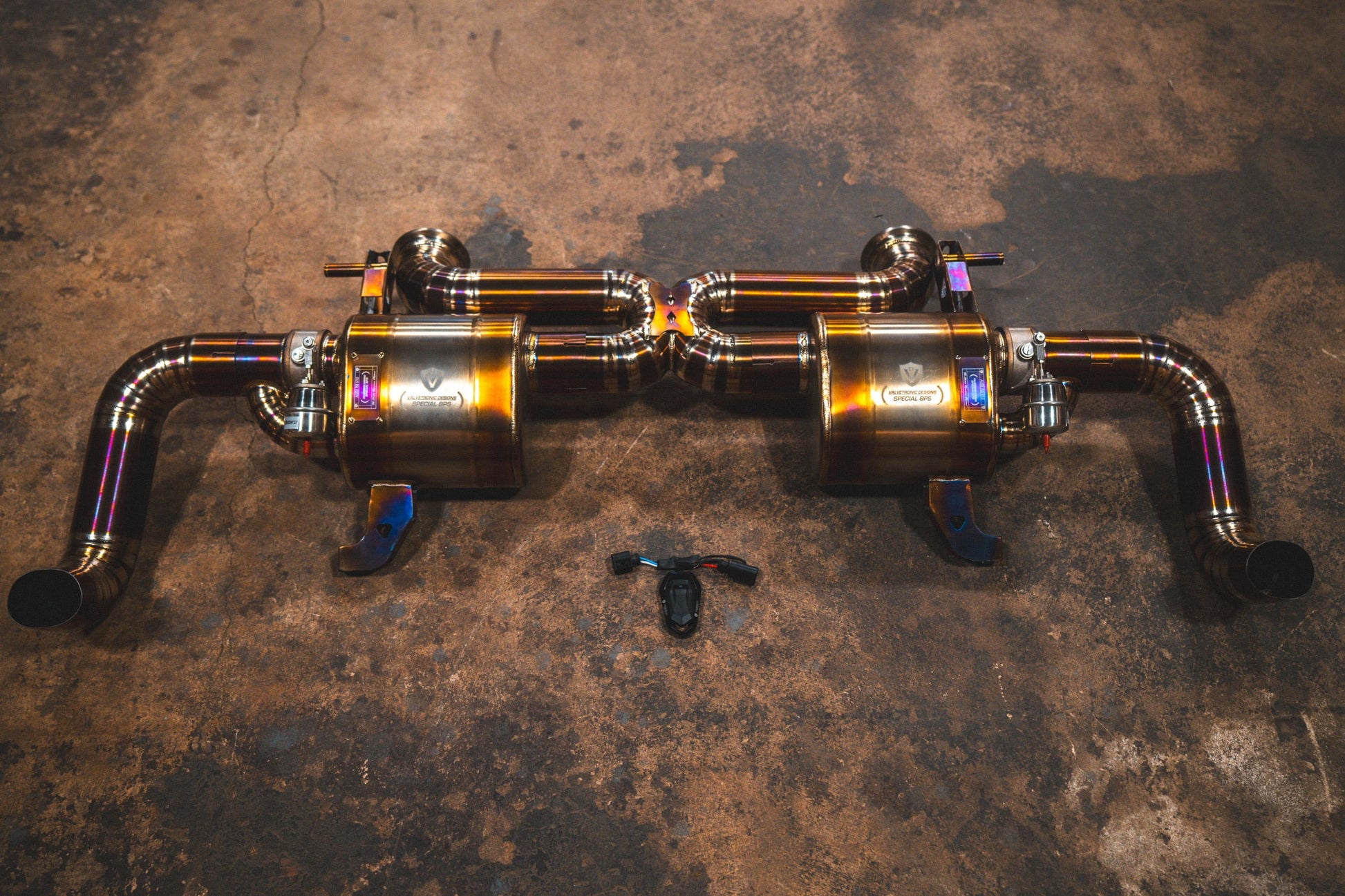 R8 V10 Exhaust System
