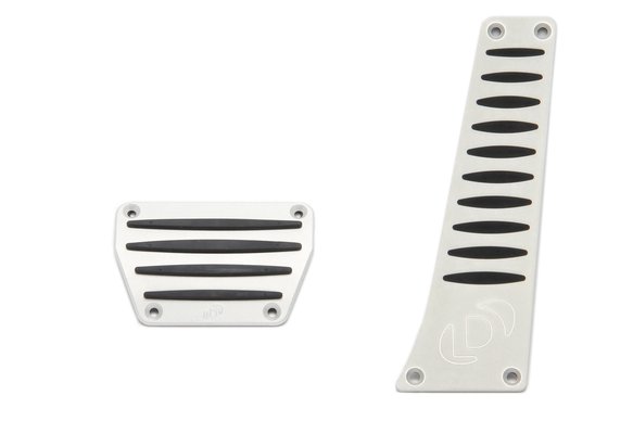 Dinan G2x M340i/M440i Experience Package (E) Carbon Intake / Black Exhaust / Turbo Inlet / Strut Braces / ZF8 Pedal Pads