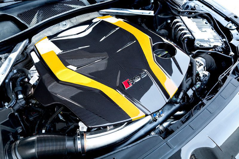 Audi RS5 (F5) - Carbon Fiber Engine Cover + Lock Cover (Set)