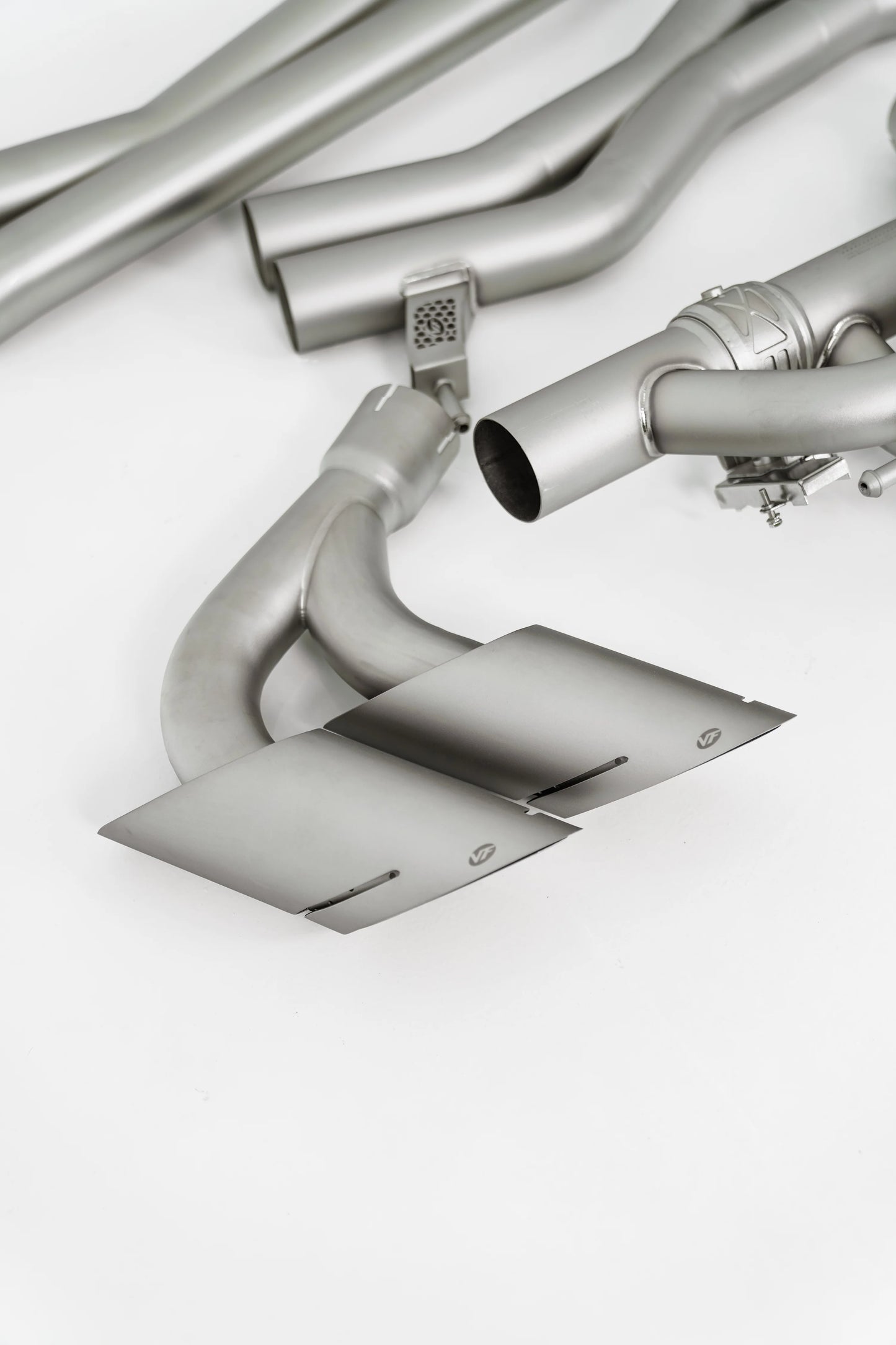 Titanium Valved Catback Exhaust System - 2018+ Lamborghini Urus (Urus, S, SE, Performante)
