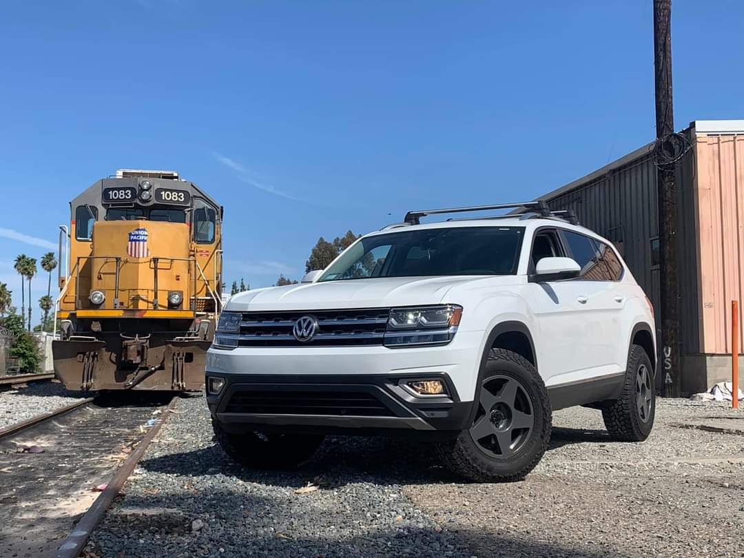 B2BFAB VW Atlas Camber Correcting Lift Kit