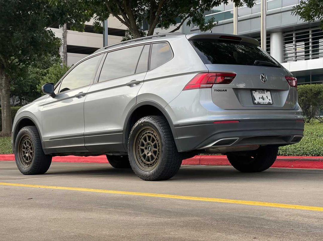 B2BFAB VW Mk2 Tiguan Camber Correcting Lift Kit