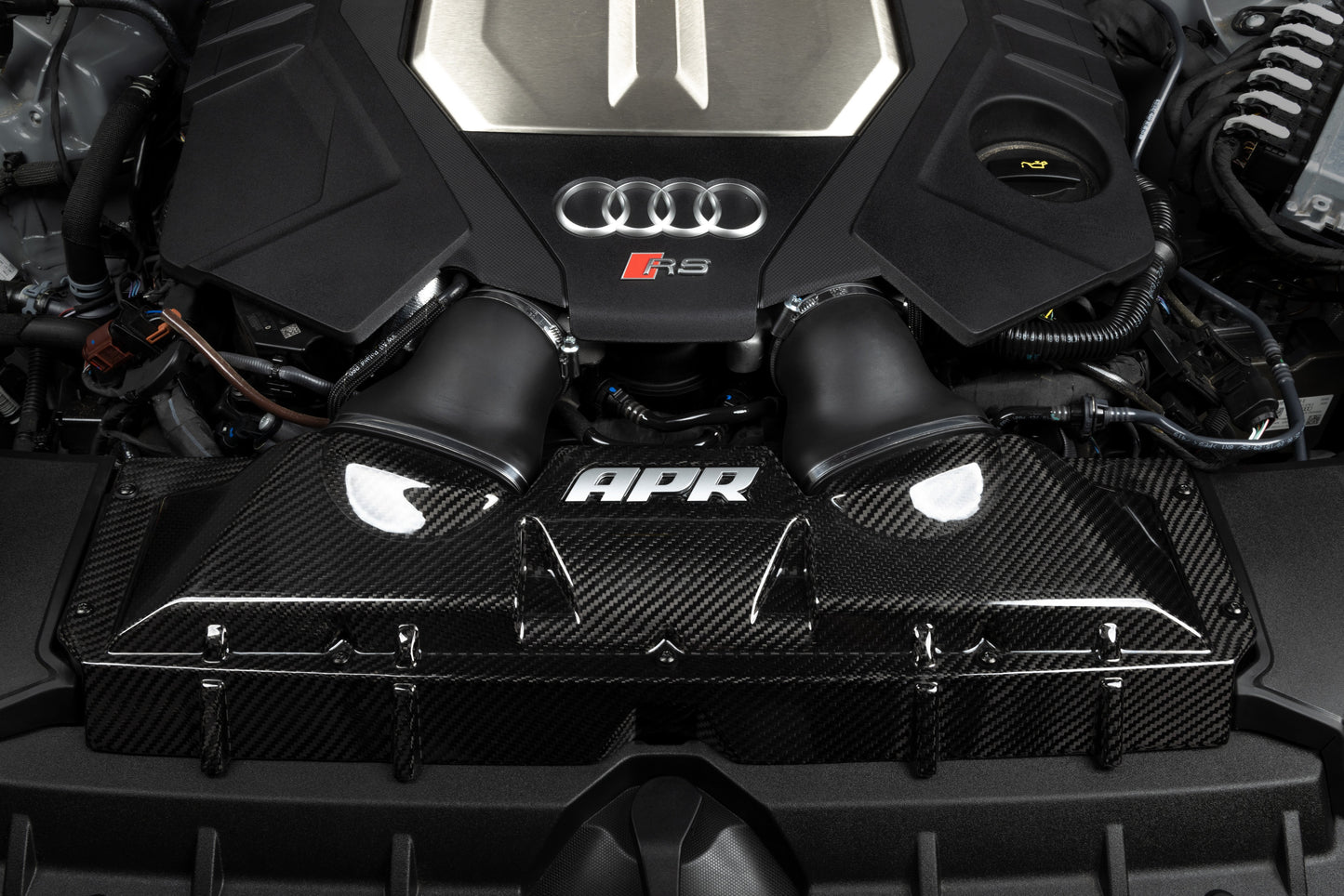 APR Carbon Fiber Intake - 4.0T RS6/RS7 (C8)
