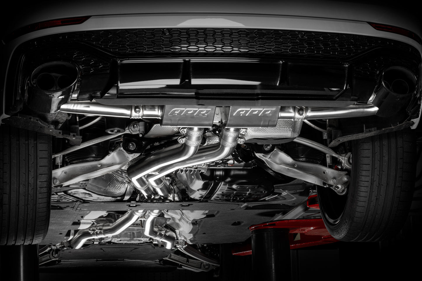 APR Catback Exhaust System - RS Q8 (4M)