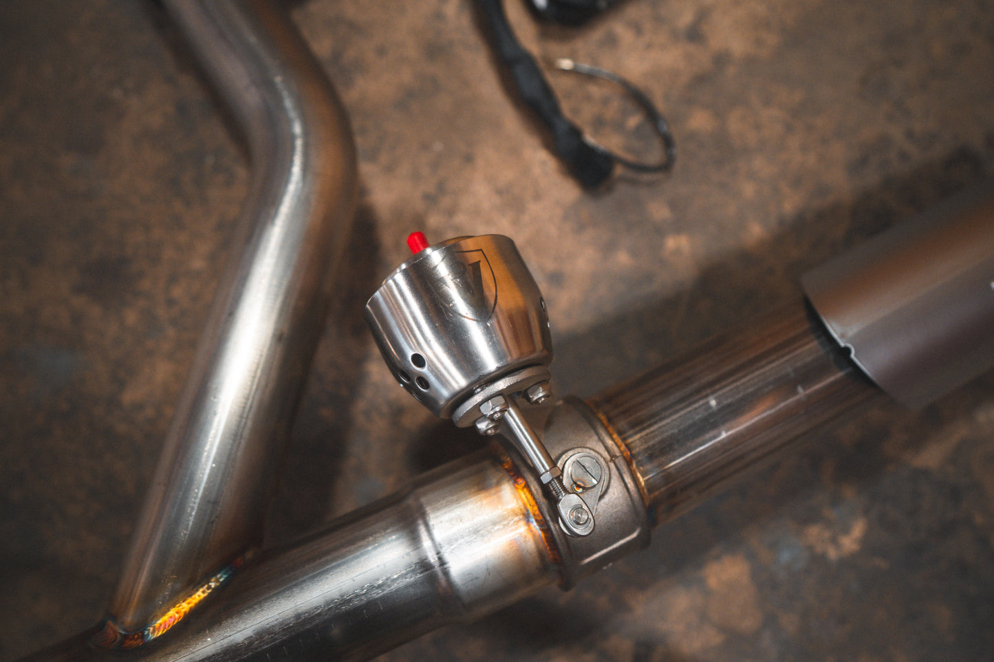BMW E9x 335i Axleback