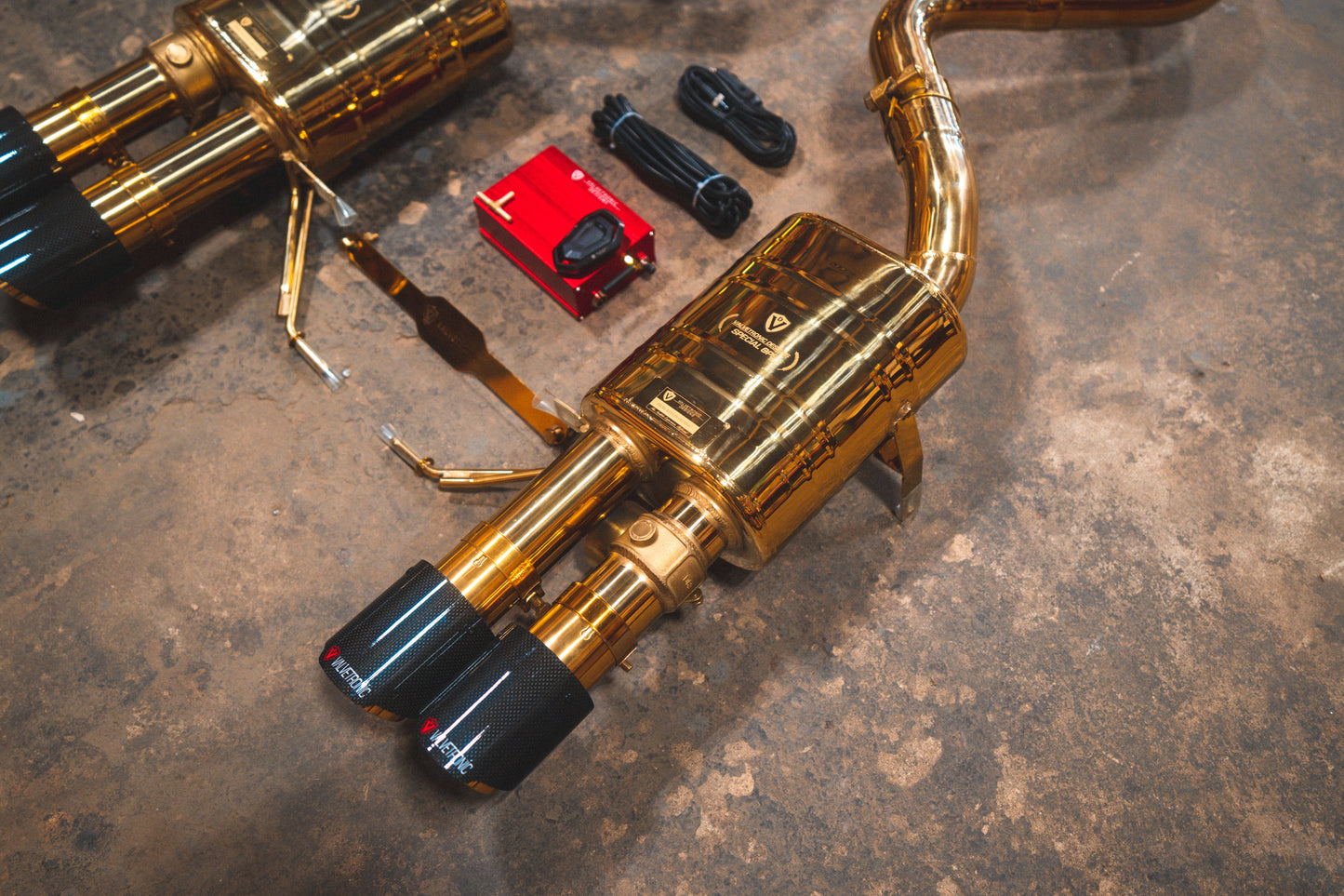 BMW M3 E9x V2 Valved Race Exhaust System (GOLD)