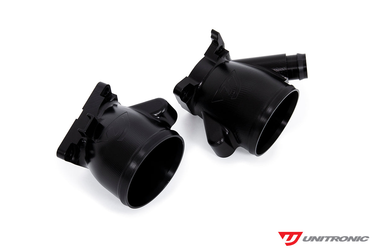 Carbon Fiber Intake & Turbo Inlets Audi RS6/RS7 C8