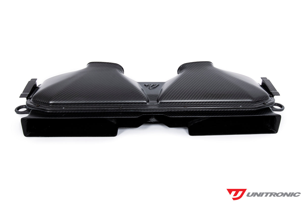 Carbon Fiber Intake & Turbo Inlets Audi RS6/RS7 C8