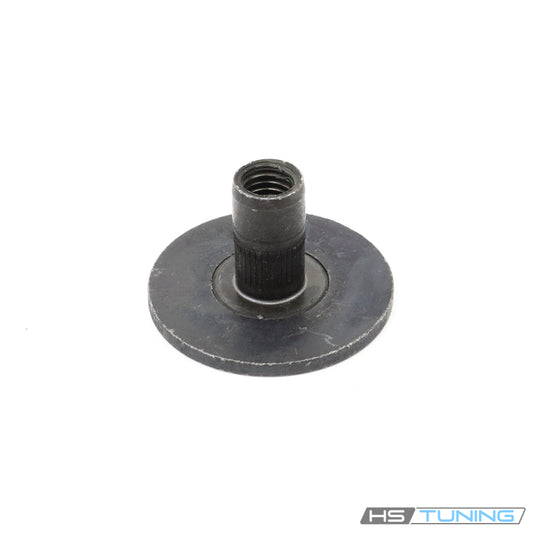 N-909-147-01 Genuine VW/Audi lower front brace blind rivet nut, broad flange, body and internal mounting thread, original product photo