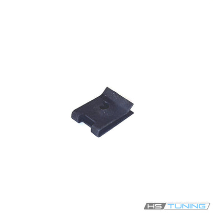N-911-680-01 Genuine VW/Audi individual lower liftgate-trim clip-on speed nut, replacement-number identification, repeated original archive photo 4