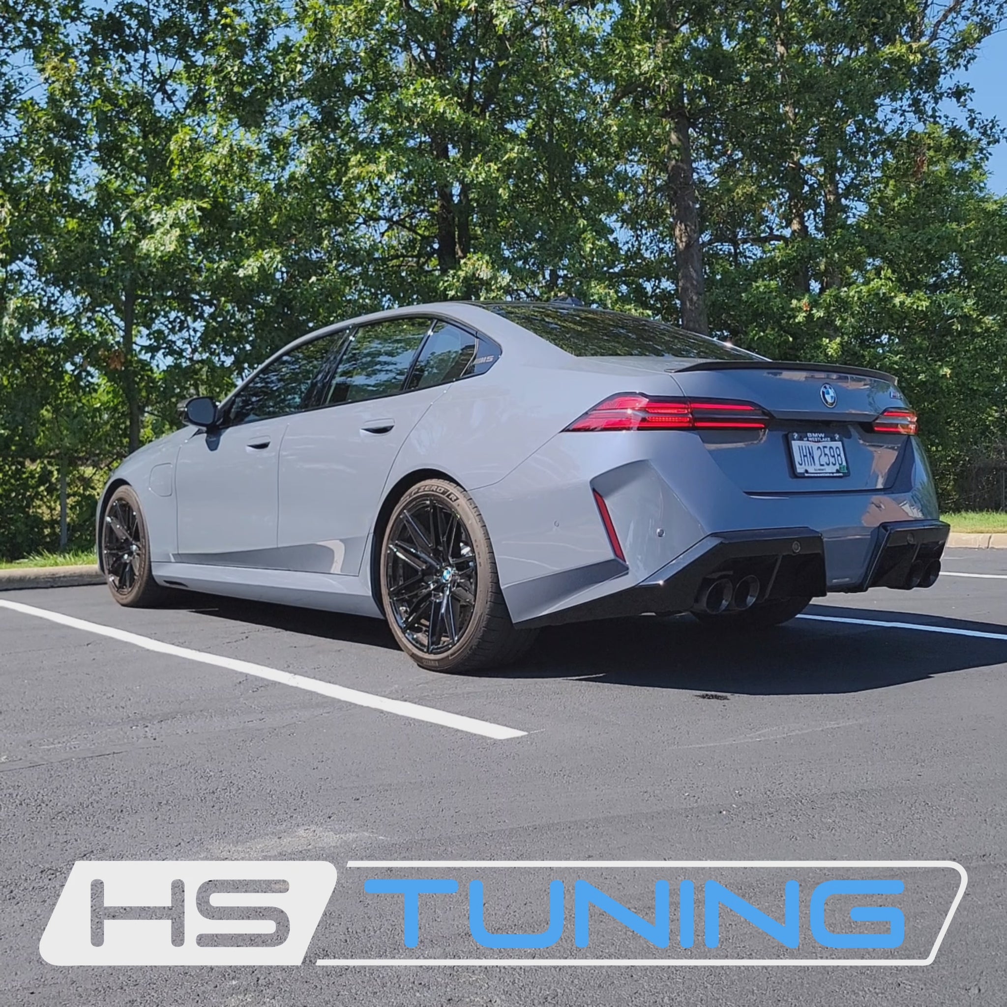 HS Tuning AWE Tuning Track Edition cat-back exhaust for BMW M5 with polished chrome silver quad tips